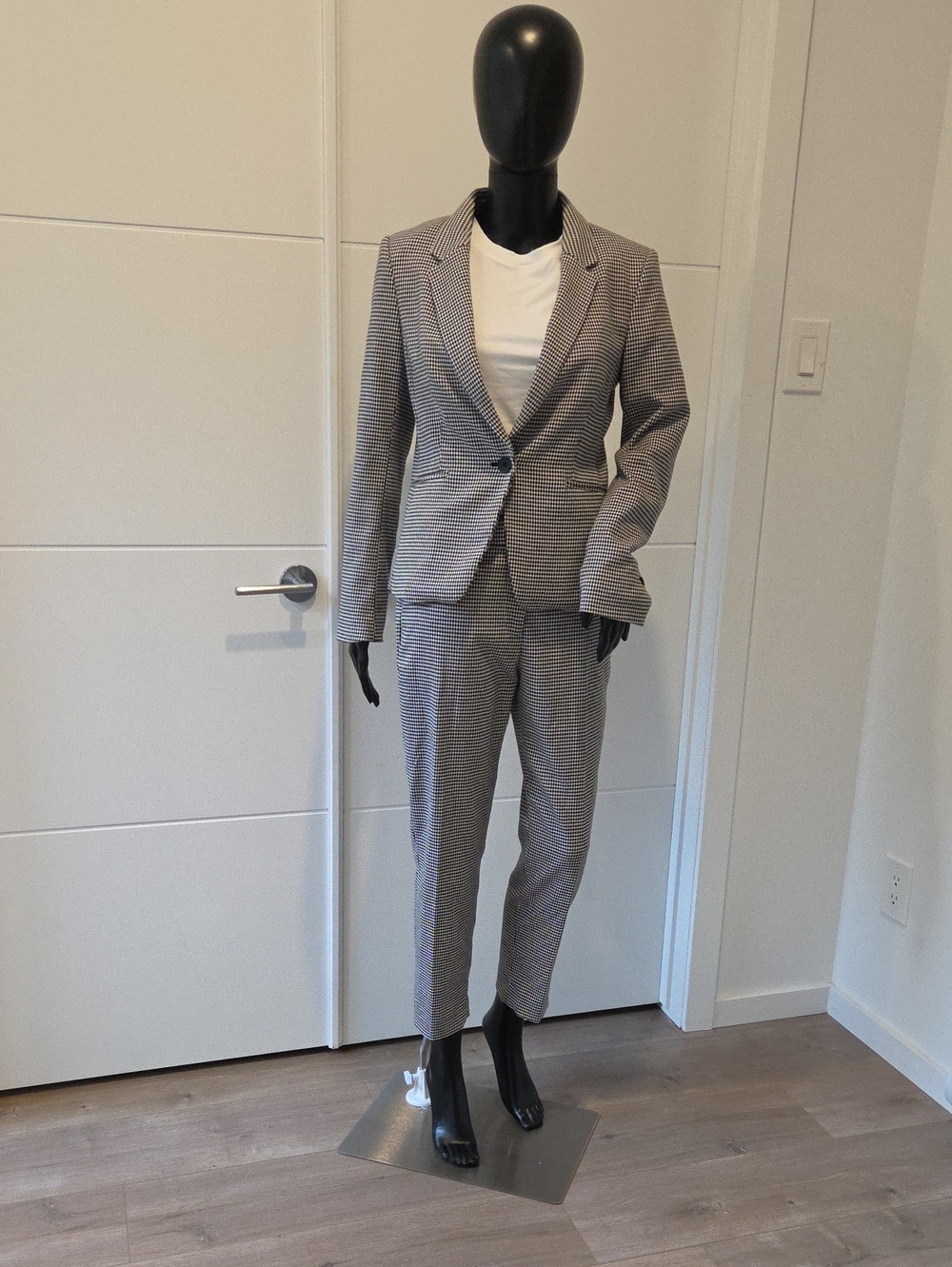 H&M Gray Glen Check Women's Suit Blazer and Trousers